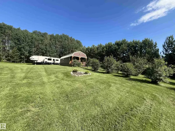 #15 2319 TWP ROAD 524, Rural Parkland County, AB T7Y 3M5
