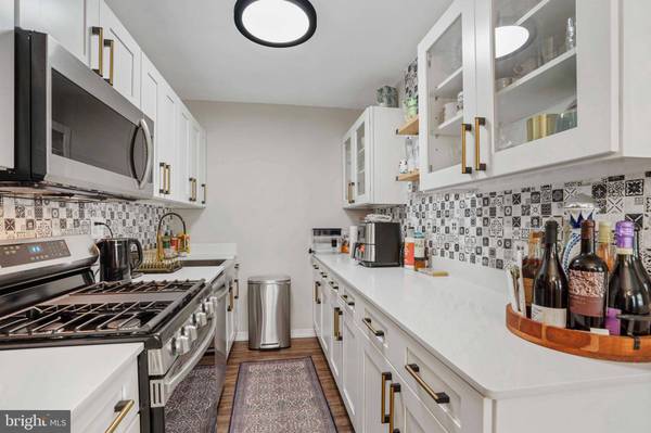 1200 S ARLINGTON RIDGE RD #314, Arlington, VA 22202