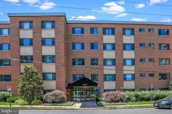 1200 S ARLINGTON RIDGE RD #314, Arlington, VA 22202