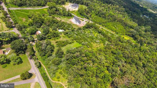 7039 JAY CT, Centreville, VA 20121