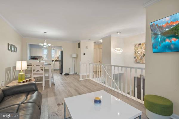 10529 REEDS LANDING CIR, Burke, VA 22015