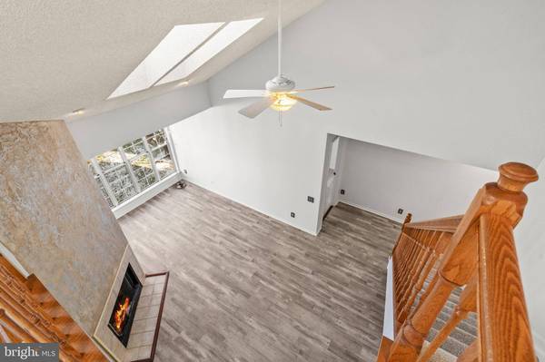 3903 GOLF TEE CT #301, Fairfax, VA 22033