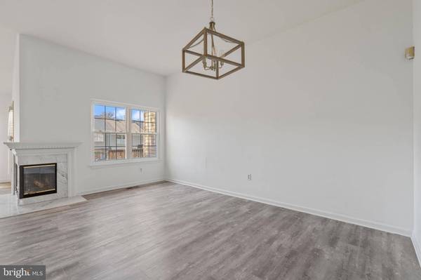 7813 FLAGER CIR, Manassas, VA 20109