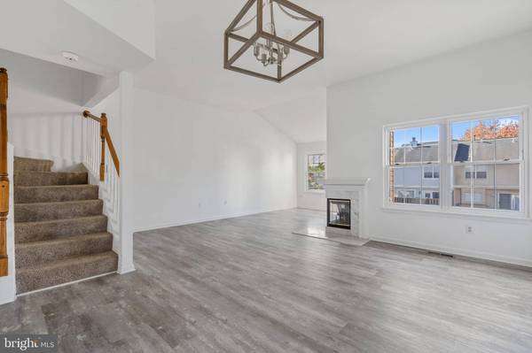 7813 FLAGER CIR, Manassas, VA 20109