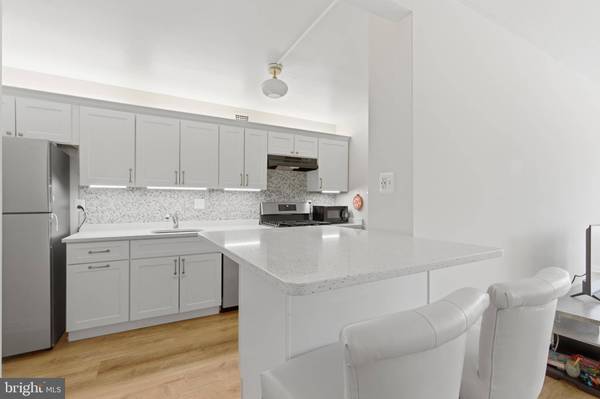 4515 WILLARD AVE #606S, Chevy Chase, MD 20815