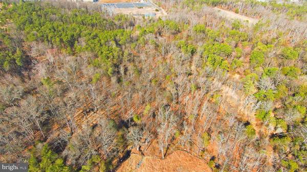 7030 JAY CT, Centreville, VA 20121