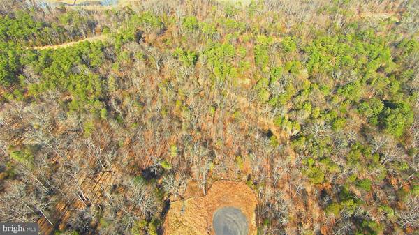 7030 JAY CT, Centreville, VA 20121