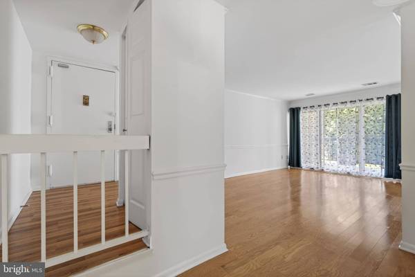 11260 CHESTNUT GROVE SQ #139, Reston, VA 20190