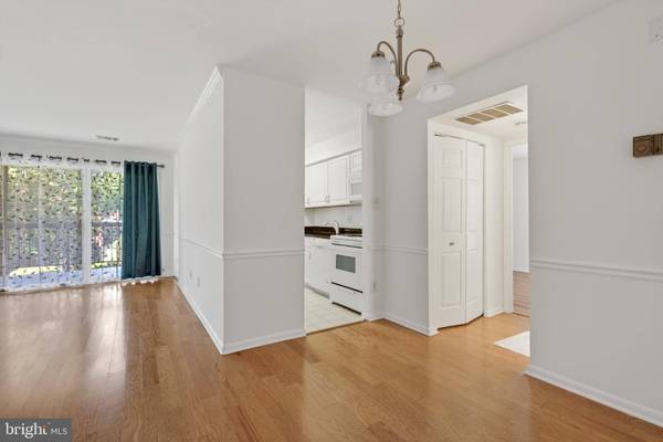 11260 CHESTNUT GROVE SQ #139, Reston, VA 20190
