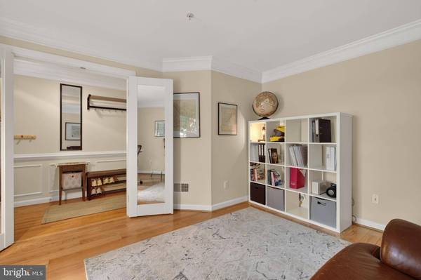 8814 HUNTING LODGE CT, Vienna, VA 22182