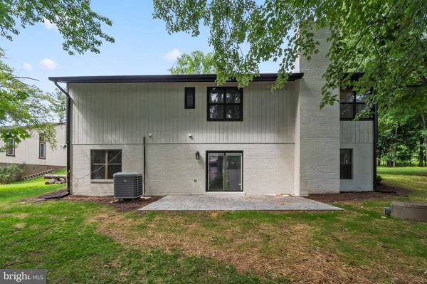 10514 BREVITY DR, Great Falls, VA 22066