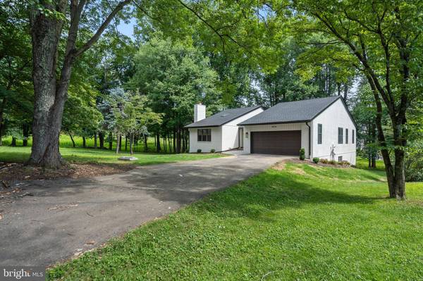 10514 BREVITY DR, Great Falls, VA 22066