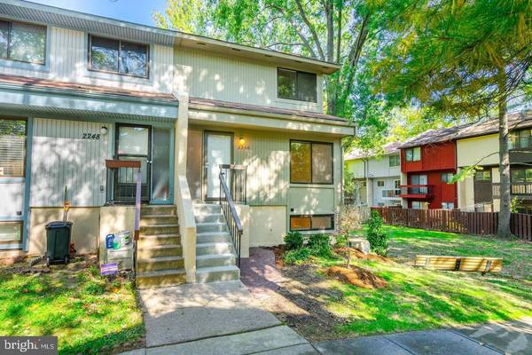 2246 WHITE CORNUS LN, Reston, VA 20191