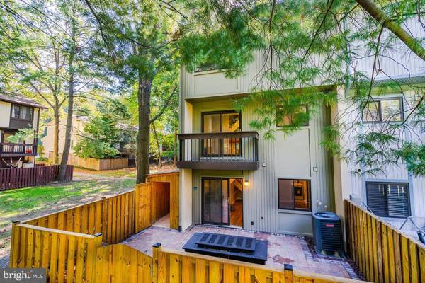 2246 WHITE CORNUS LN, Reston, VA 20191