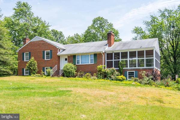 5619 WHARTON LN
