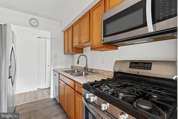 3350 WOODBURN RD #T3, Annandale, VA 22003