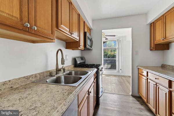 3350 WOODBURN RD #T3, Annandale, VA 22003