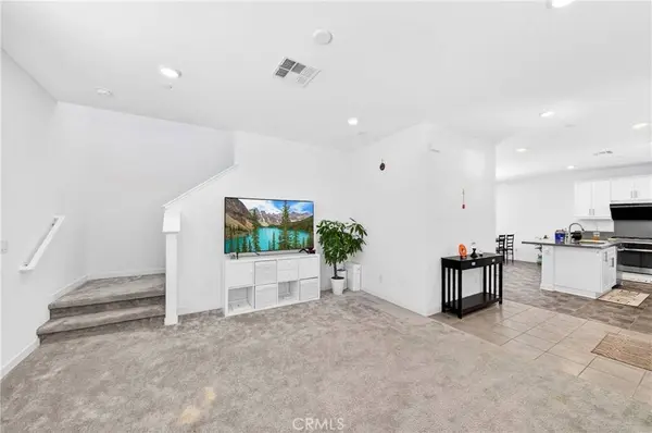 3662 S Basanite, Ontario, CA 91761