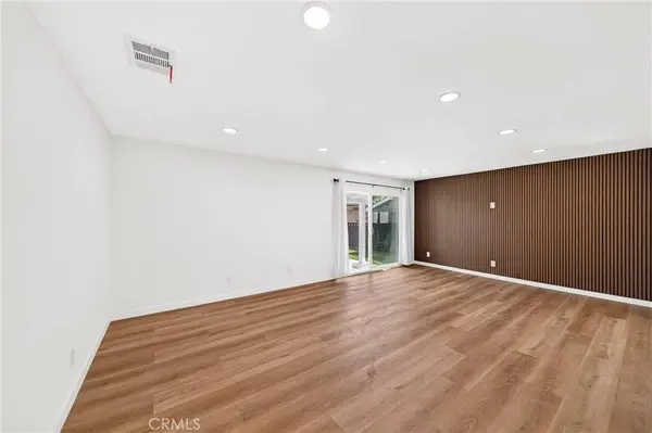 14356 Coolbank, La Mirada, CA 90638