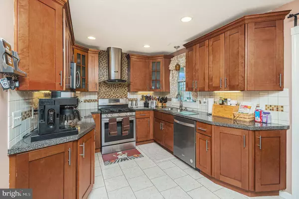 9033 BROUS AVE, Philadelphia, PA 19152