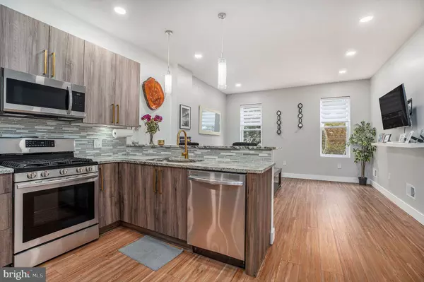 2403 S 11TH ST #2, Philadelphia, PA 19148