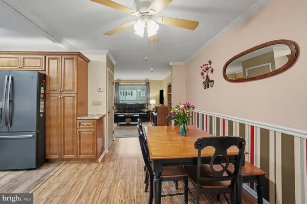 729 HOLLY DR, Pottstown, PA 19464