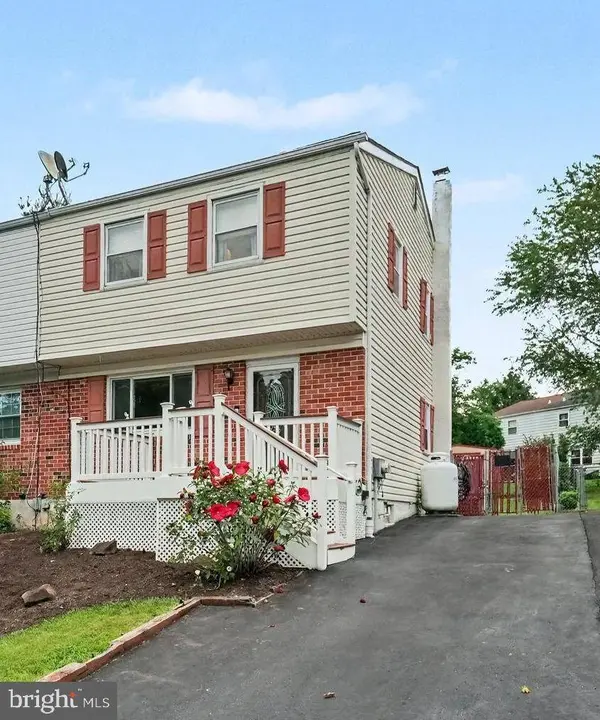729 HOLLY DR, Pottstown, PA 19464