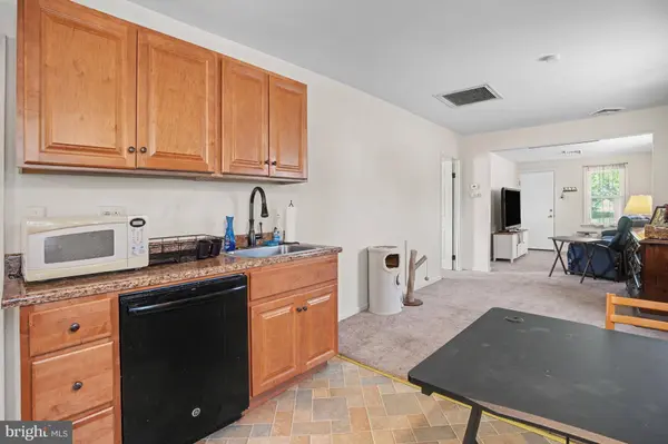 935 HILLSIDE AVE, Upper Chichester, PA 19061