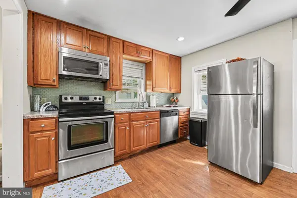 26 S BARRY AVE, Norristown, PA 19403