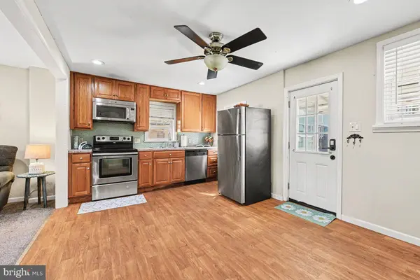 26 S BARRY AVE, Norristown, PA 19403