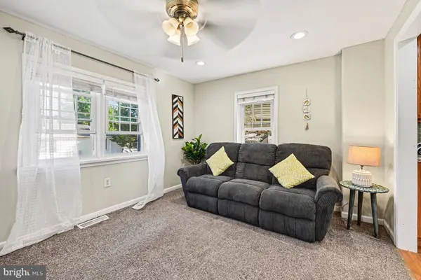 26 S BARRY AVE, Norristown, PA 19403
