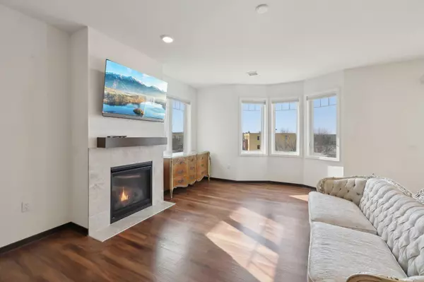 11 Glen Brook Way #206, Fitchburg, WI 53711