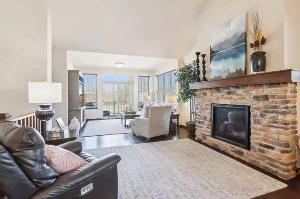 3012 Bronze Leaf Lane, Sun Prairie, WI 53590