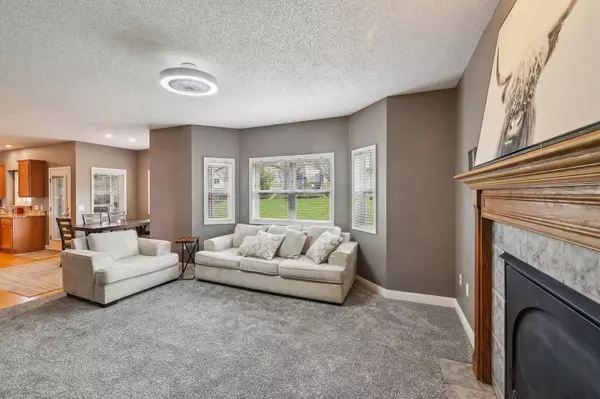 906 James Court, Waunakee, WI 53597