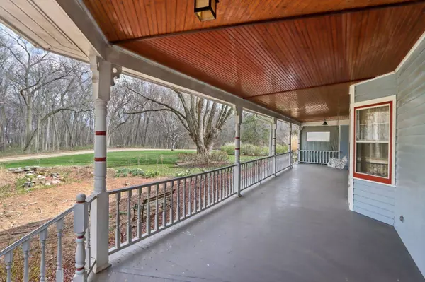 W9301 Voss Road, Poynette, WI 53955