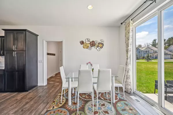 704 Cozy Nest Drive, Verona, WI 53593