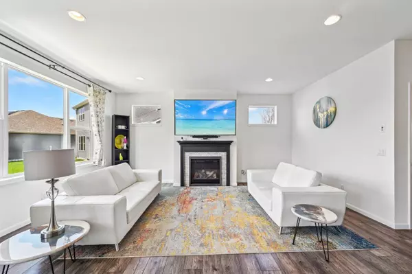 704 Cozy Nest Drive, Verona, WI 53593