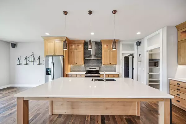 1203 Water Wheel Drive, Waunakee, WI 53597