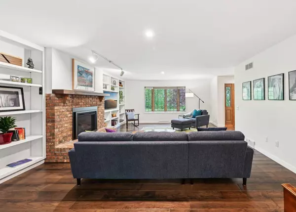 1433 Burning Wood Way, Madison, WI 53704