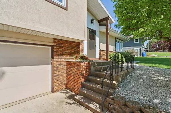 103 Winston Way, Waunakee, WI 53597