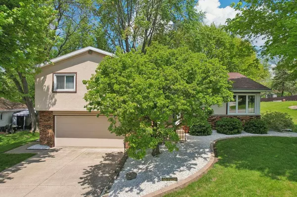 103 Winston Way, Waunakee, WI 53597