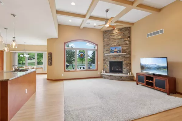 1957 Foggy Mountain Pass, Waunakee, WI 53597