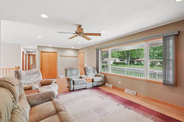 6107 Imperial Drive, Waunakee, WI 53597