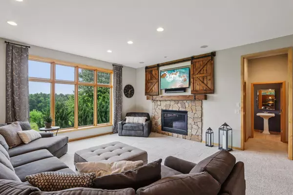 6522 Harvest Moon Court, Waunakee, WI 53597