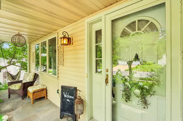 1908 Winchester Way, Waunakee, WI 53597