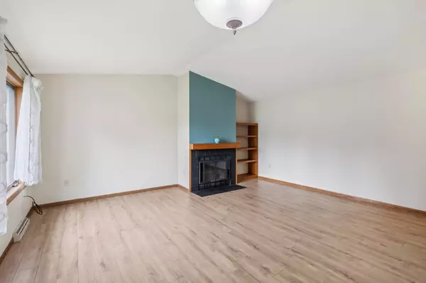 841 Henry Street, Waunakee, WI 53597