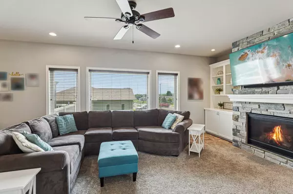 502 Jenna Way, Dane, WI 53529