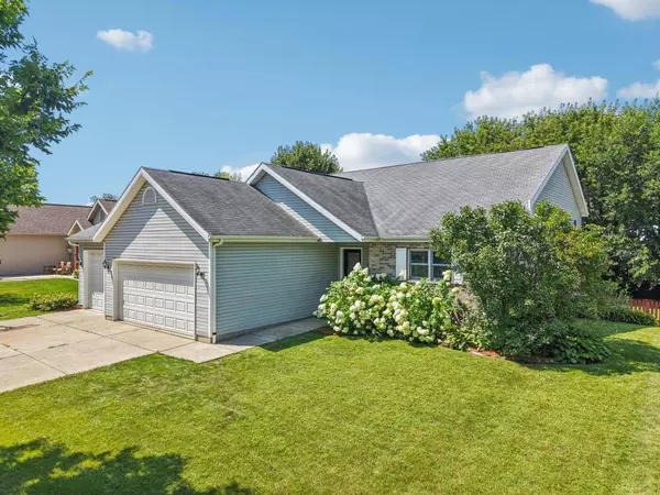 486 Dahl Drive, Deforest, WI 53532