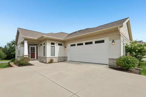 410 Grandview Drive, Waunakee, WI 53597