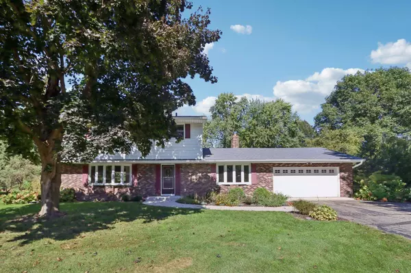 5588 Lavin Way, Waunakee, WI 53597